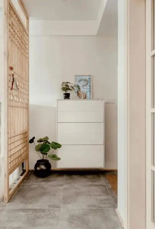 1平米小户型玄关,精心设计也惊艳,美观实用两不误