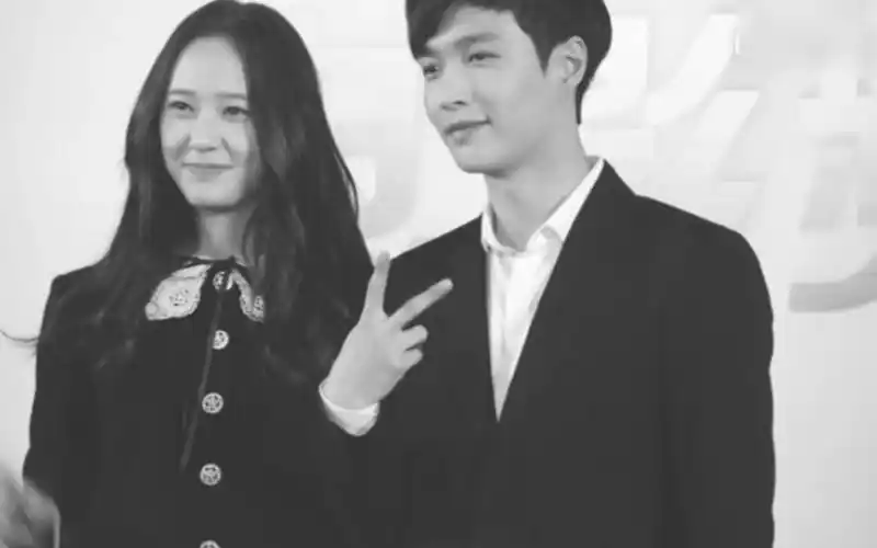 闭嘴爱吧郑秀晶x张艺兴cityofstars