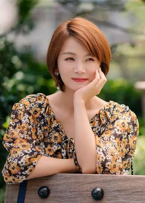 2022年丨曹曦文翻包种草视频丨曹曦文好物分享