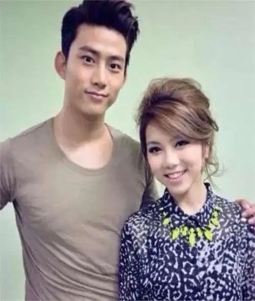 "巨肺小天后"邓紫棋,在音乐领域不断突破,韩磊的预言成真了