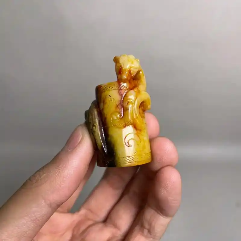 【精品】 汉—龙纹玉勒子 #古玉老玉 #高古玉千年之美 - 抖音