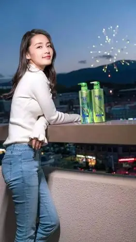 仅仅一小时我们都被李沁的沁爽魅力圈了粉