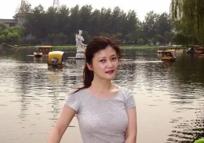 朱晓琳个人资料简介(歌手朱晓琳个人资料简介:走红背后有艰辛,15岁爆