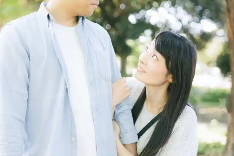 男女朋友,两性,情侣,交往.(图/免费图库pakutaso)