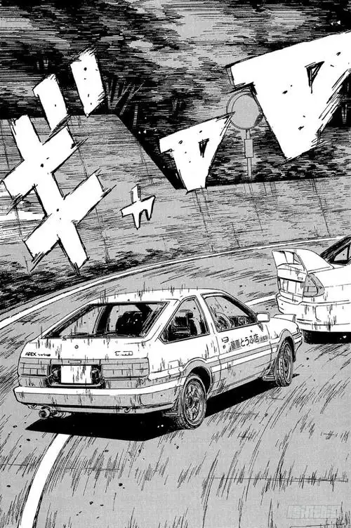 在自家豆腐店做帮手的十八岁少年藤原拓海,每天驾驶着父亲的老旧ae86