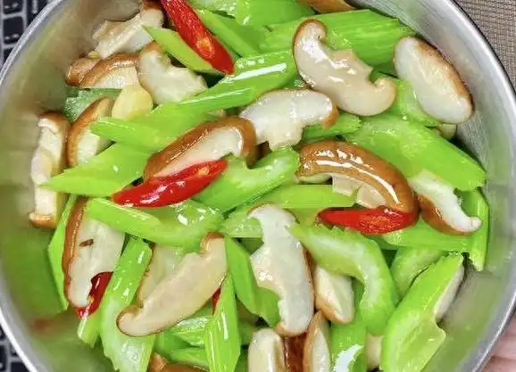 中秋国庆大鱼大肉吃腻了,试试这3道清爽菜,解腻爽口好味道