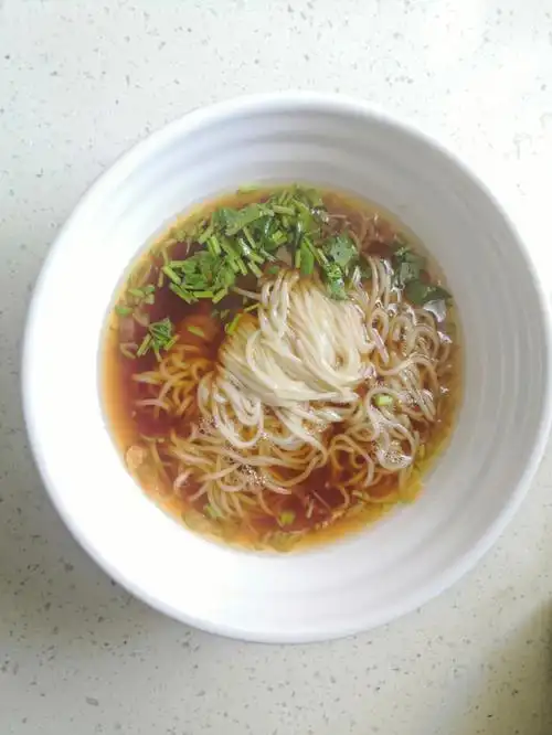 超级简单好吃的清汤面