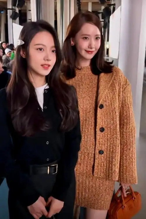 林允儿赵今麦同框