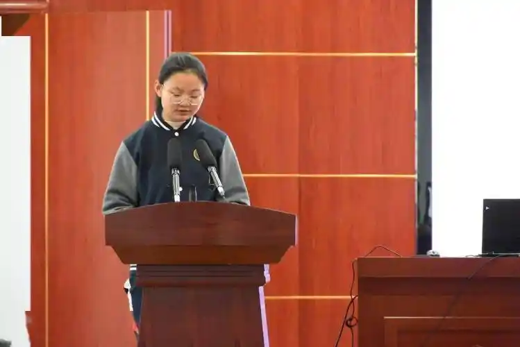 笔记本发放罗田一中渭源二中天柱二中都安高中渭源一中都安二高072021