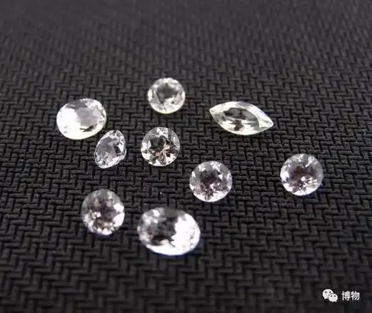 我是锆石,别叫我假钻石ok?