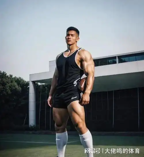 运动员身材天花板, 狗背熊腰腱子肉身材, 没几个健身教练能够达到