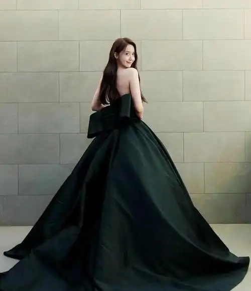 真白韩国第一"尤物"林允儿眼勾魂腿迷人,可惜她是韩国人