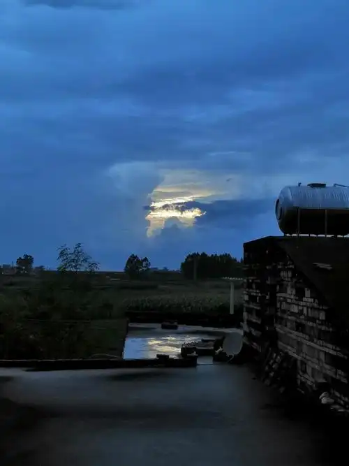 农村傍晚就是不一样