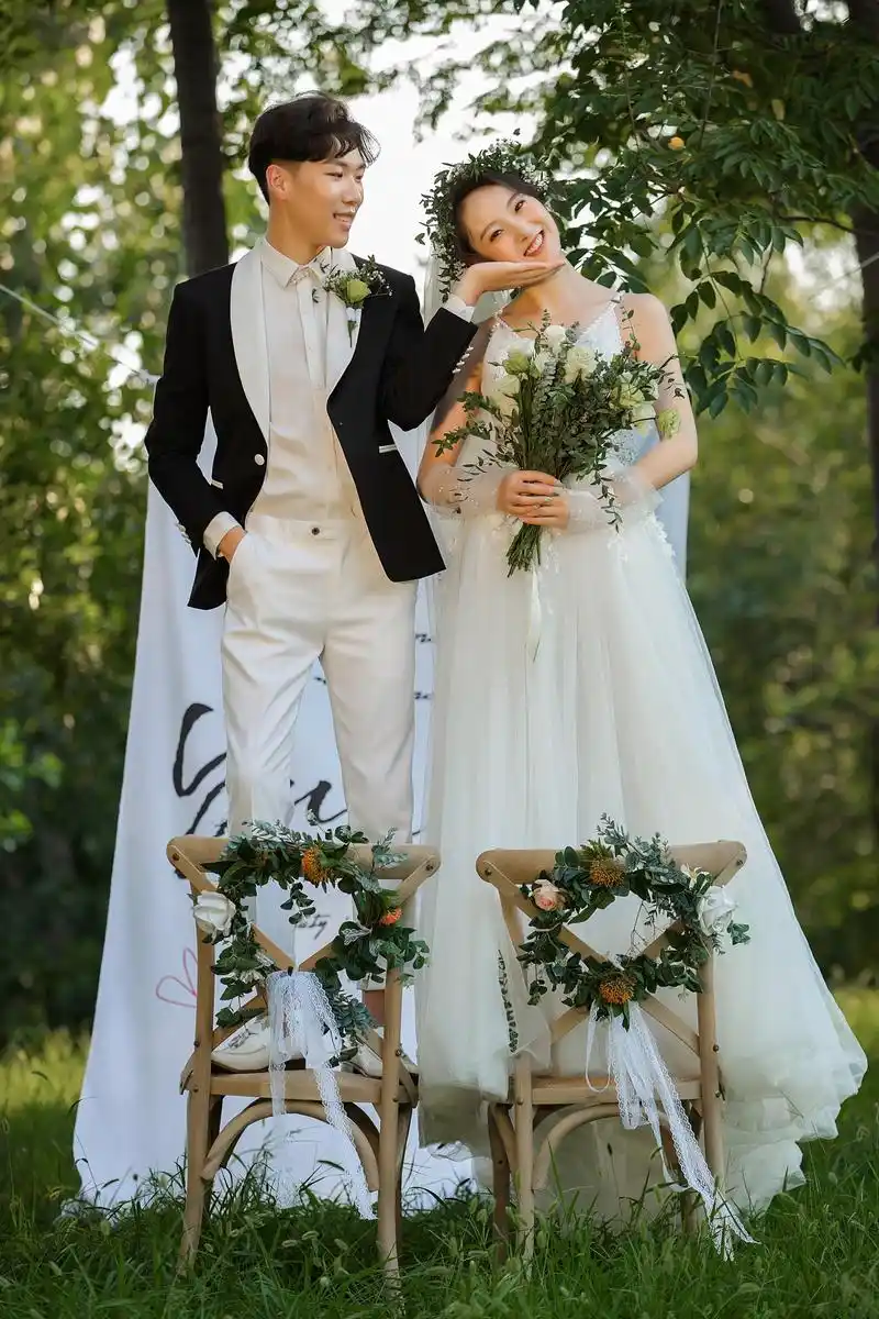 天气那么暖一定要拍一套森系婚纱照哦～菏泽壹家摄影 客片分享