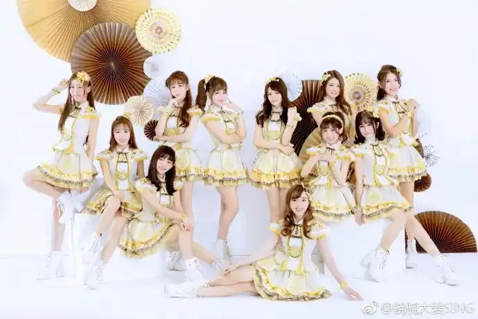 青春的告白,是小七梦想的开始灵儿响叮当. 来自骁骁大爱sing - 微博