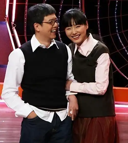 "粉红女郎"张延:嫁给大5岁的张锦程,为爱奔走于香港和北京