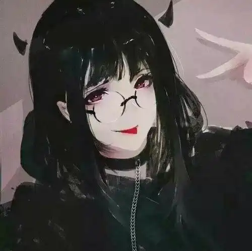 恶魔照片头像女