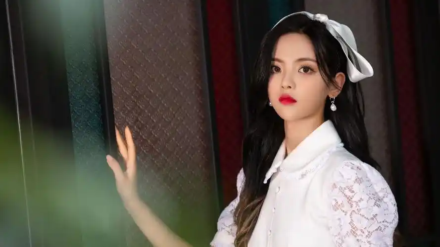 村民们都收藏了哪些杨超越1080p以上分辨率的电脑桌面或者手机壁纸?