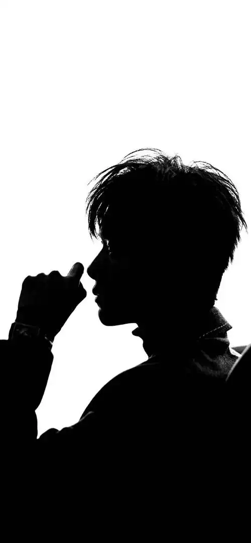 易烊千玺男子气剪影,腹黑总裁即视感