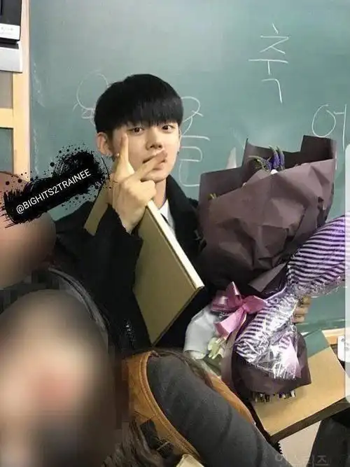 txt|学生时代就是超人气学长的崔然竣