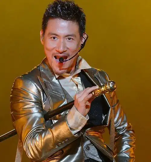 张学友和郑淳元单论唱功谁厉害