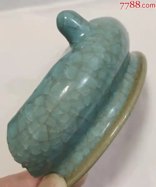 北宋官窑天青釉三足香炉瓷片h