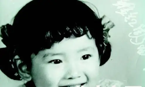 董洁童年照首曝光
