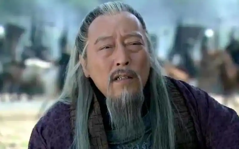 诸葛亮摆下八卦阵,倪大红司马懿:我9岁便识得此阵,能识就能破