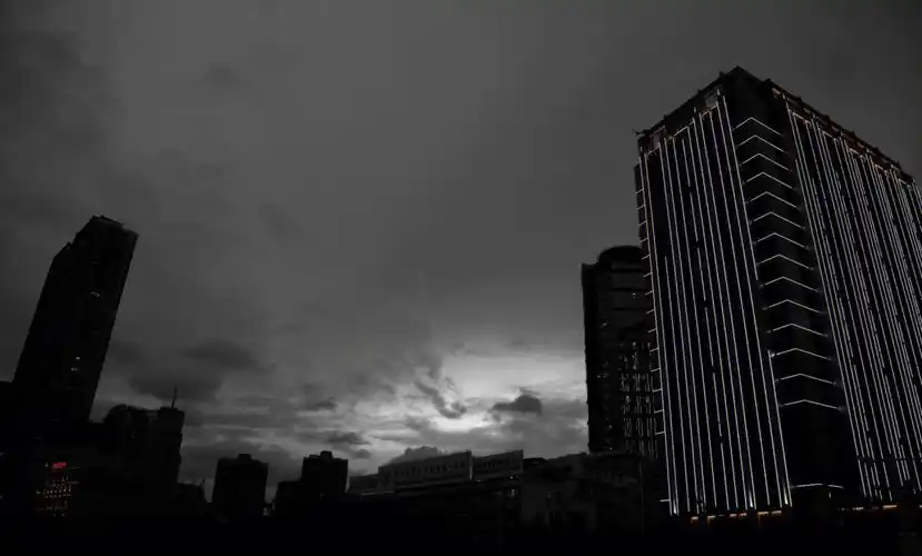 无法驾驭的阴天