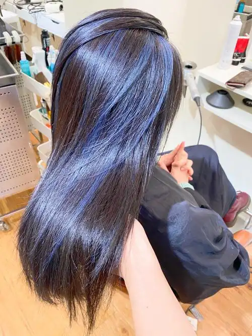 蓝灰系挑染