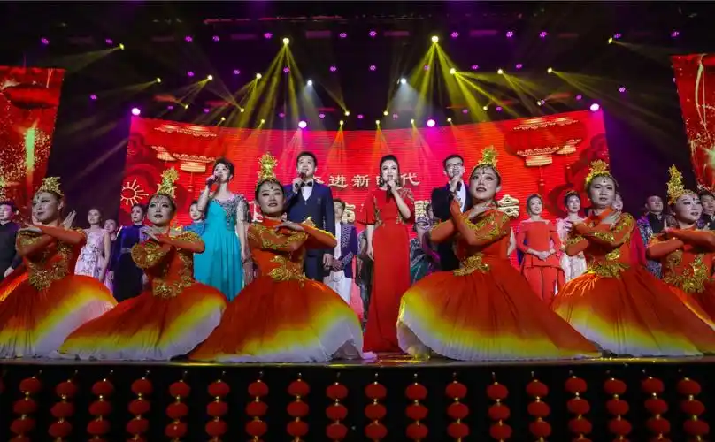 "歌舞新时代"2019荣成市春节联欢晚会