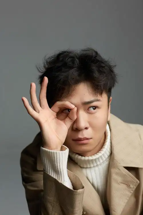 class="ref" data-ctrid="tzcb90iuyr3u">齐航,中国内地男演员,参演