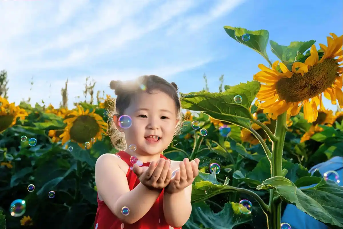 向日葵般的小女孩~敲可爱😜#儿童摄影 #周岁照