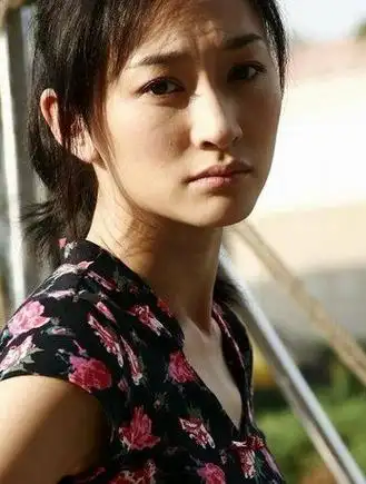 李小冉"喊冤":不了解记者发生的事 疑为主办方安排