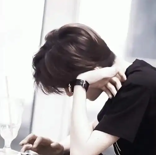 我很喜欢的王一博可做头像的图