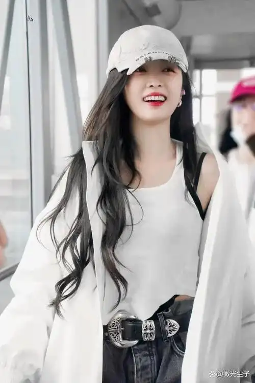 姐姐颇有韩女团风范白到发光曾是火箭少女101颜值担当