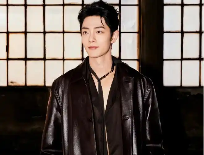 肖战米兰时装周帅图来袭,这波让品牌赢麻了,更新ins火上热搜_腾讯新闻