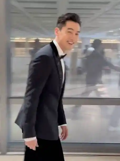 胡歌除了帅还能说什么呢,脸,气质,身高,都那么吸引人