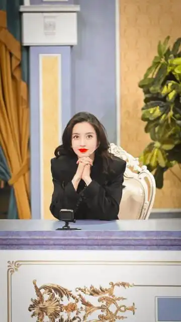 沈颖鼻偏爱ab #angelababy王牌对王牌# "你是藏在云层里的月亮