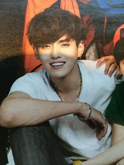 turnaround_吴亦凡的照片 - 微相册