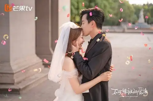 「冷门但高糖」的甜宠剧2:范世锜,戚砚笛《不可思议的爱情》