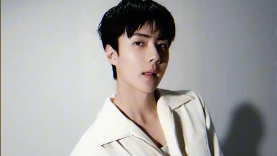 【吴世勋】ai扩图