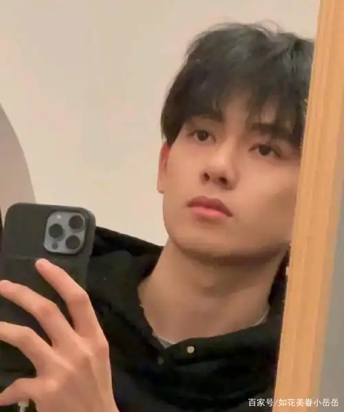 看看胡先煦彭昱畅瘦下来有多帅,就知道为啥都说减肥如整容了