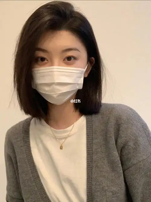 适合所有脸型的少女短发免打理短发显脸小