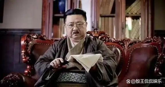 梁冠华:话剧影视双栖巨星,演技精湛作品多,艺术之路辉煌璀璨!