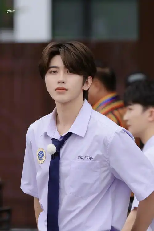 奔跑吧校服路透##奔跑吧蔡徐坤