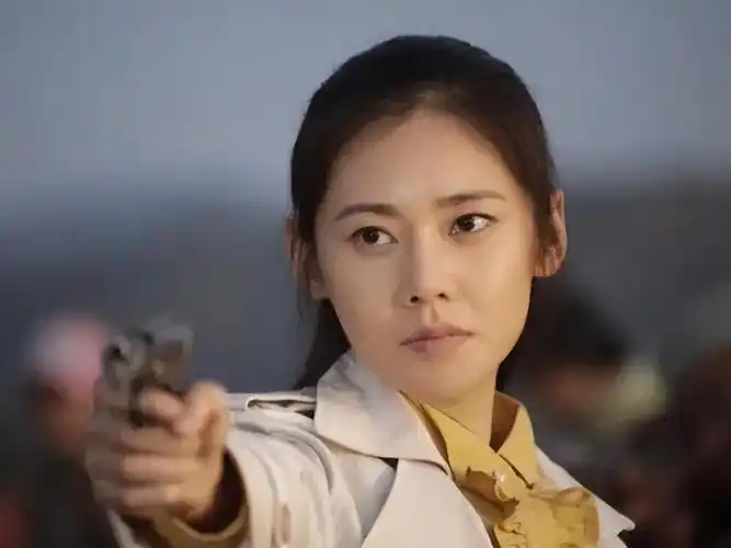 回顾秋瓷炫我这辈子正确的抉择就是39岁高龄为中国丈夫生子