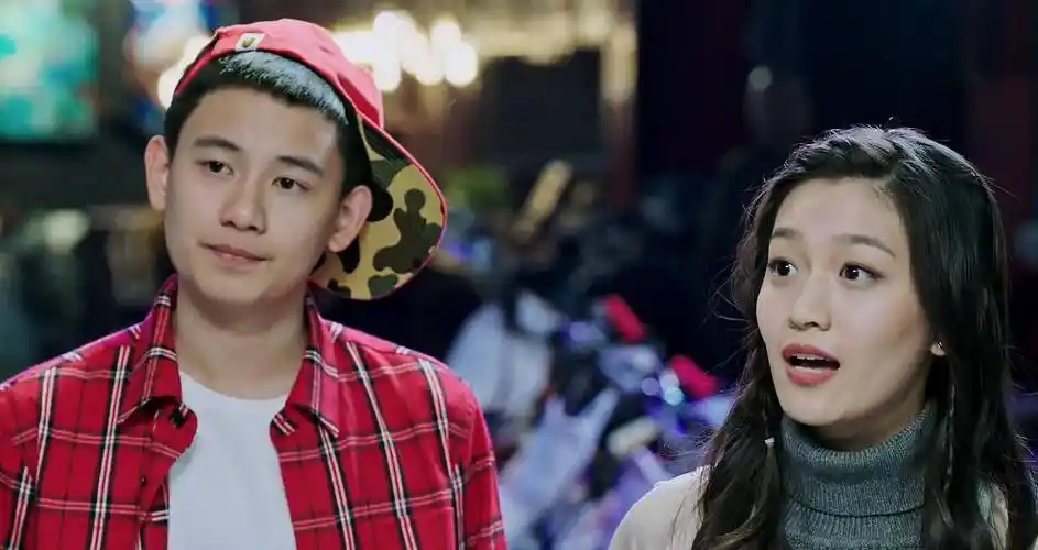 《陪读妈妈》恋上姐姐,《原来你还在这里》和李兰迪成"冤家"_苏韵锦