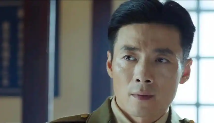 双刺:邓汉山抓住彭刚把柄,一颗扣子就想定罪,简直异想天开!