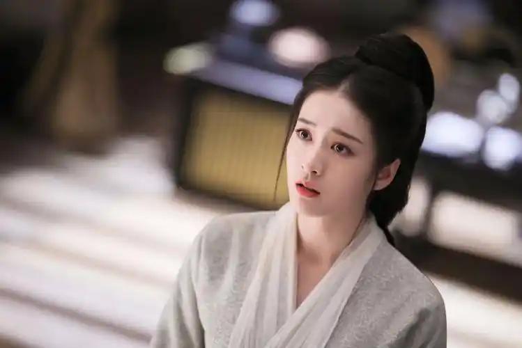 张雪迎《白发》剧照